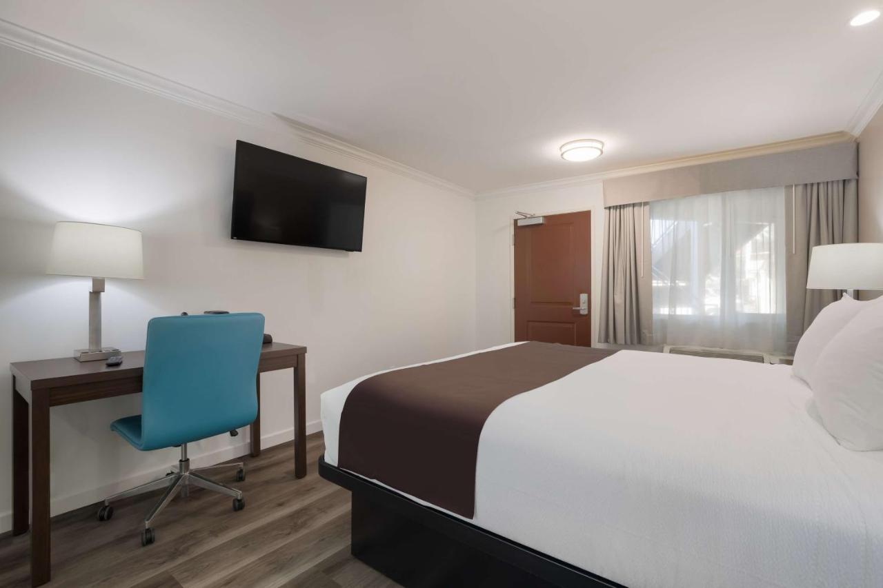 Surestay Plus Hotel By Best Western Upland - Ontario North Zewnętrze zdjęcie