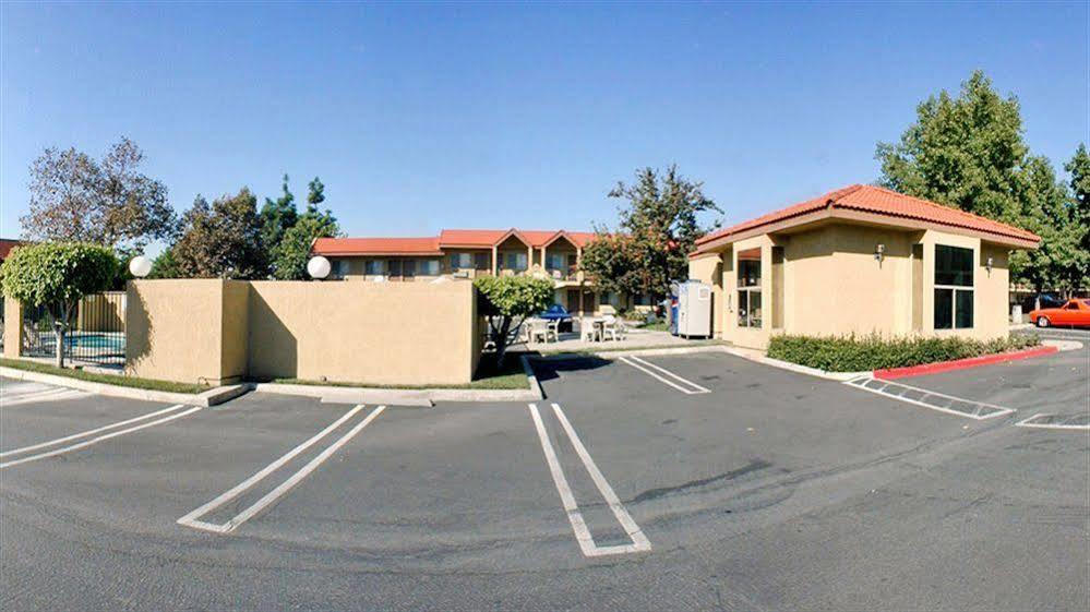 Surestay Plus Hotel By Best Western Upland - Ontario North Zewnętrze zdjęcie